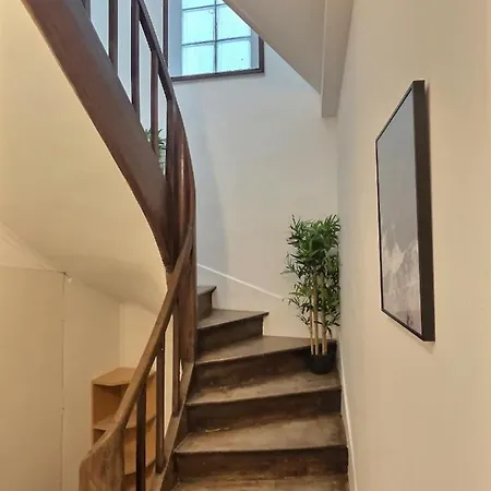 Cozy Appart * Terrasse * Pleins Centre * Billard * Angers